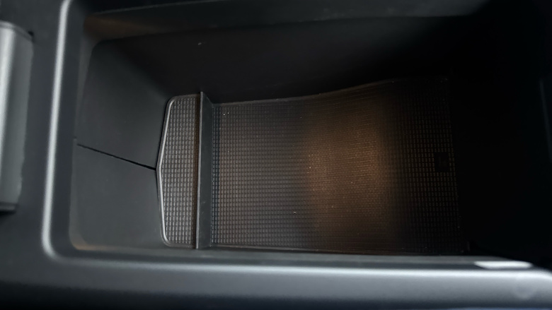 Volvo Xc40 2.0 B4P R DESIGN 5dr Auto Petrol Estate